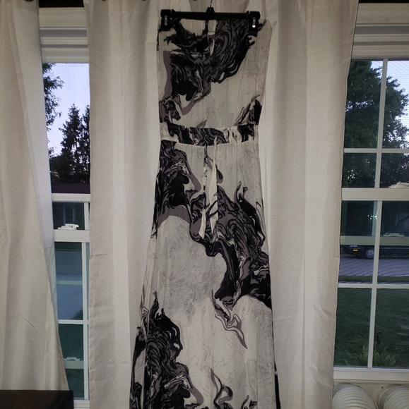 *** SUPER RARE *** YOUNG FABULOUS AND BROKE FIRST DATE MAXI - Picture 3 of 11